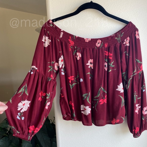 HOLLISTER Off the Shoulder Ballon Sleeve Crop Top Floral Small - Picture 4 of 6